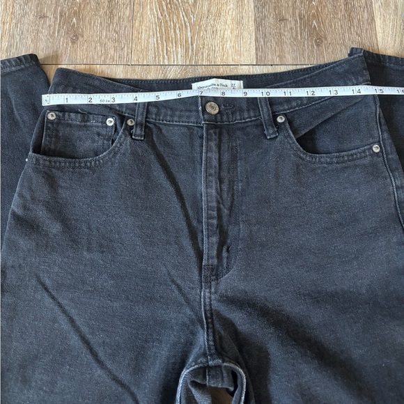 A&F Skinny Jean - Picture 5 of 5